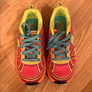 Never worn Sketchers size 13.5 Ortholite shoes